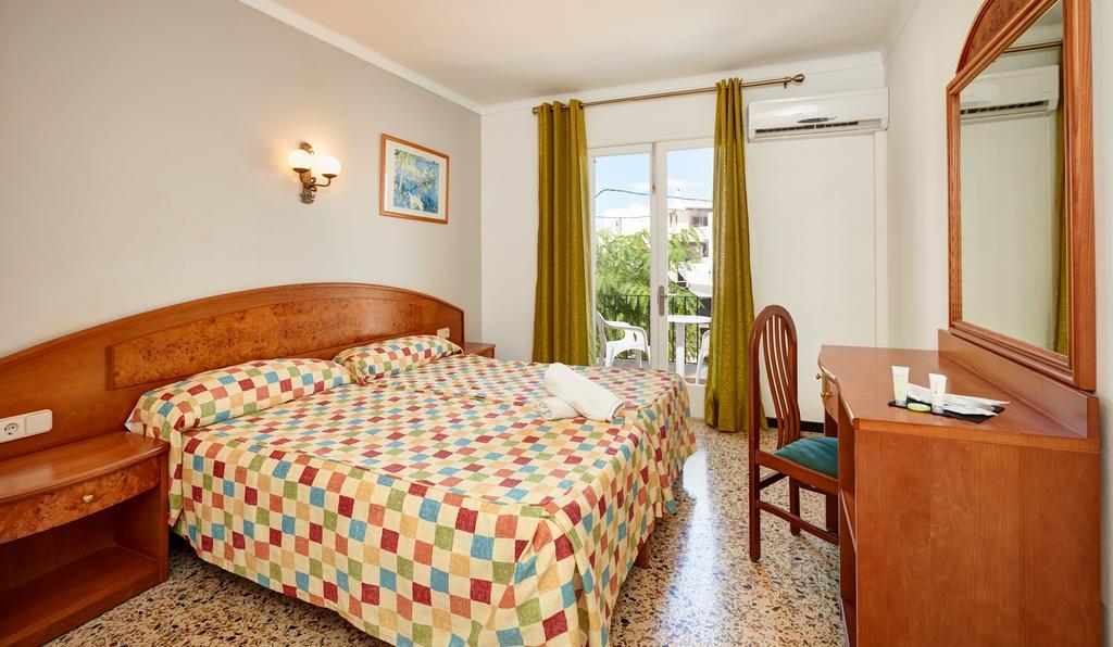 Hostal Talamanca Cala D´Or Dış mekan fotoğraf