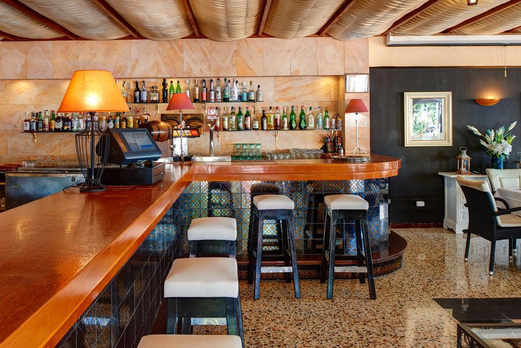 Hostal Talamanca Cala D´Or Dış mekan fotoğraf